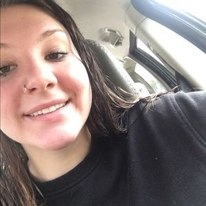 Meet your Posher, Molly